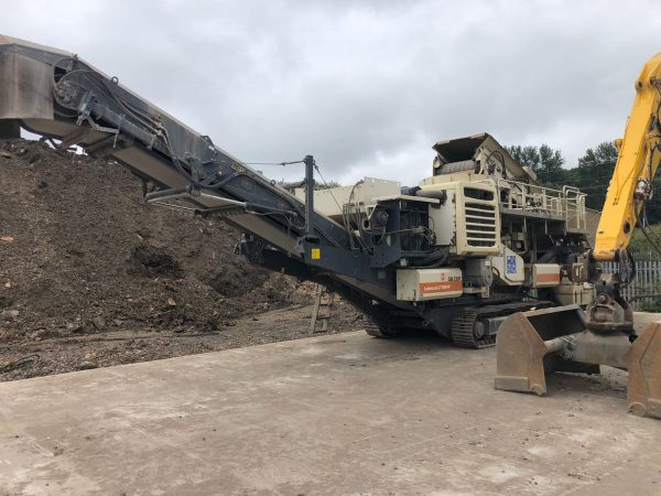 Metso LT300HP Kegelbrecher