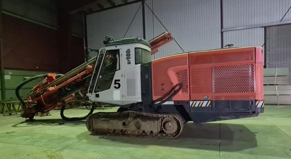 Wiertarka do skał Sandvik DP900i