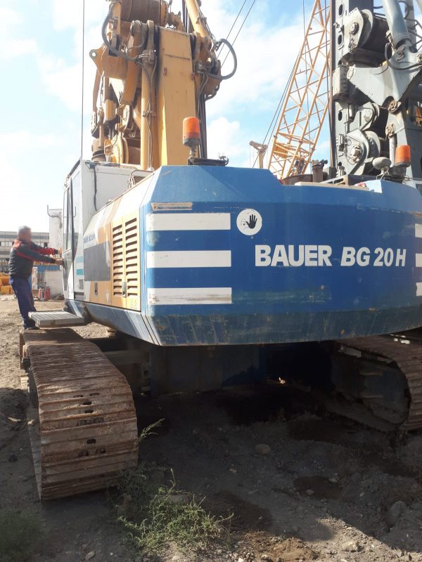 Bauer BG 20H Rotary Piling Rig