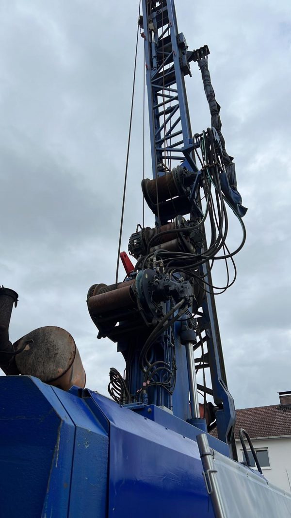 Bauer BG9 Rotary Piling Rig