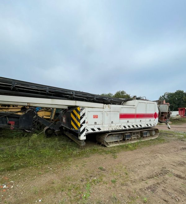 IHC Fundex F2200 Rotary Piling Rig