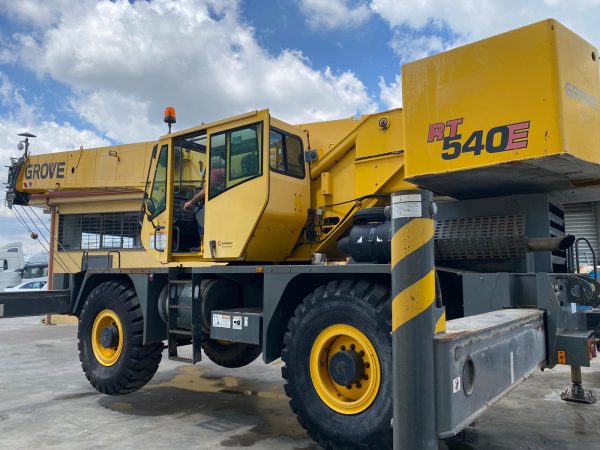 Grove RT540E Rough Terrain Crane