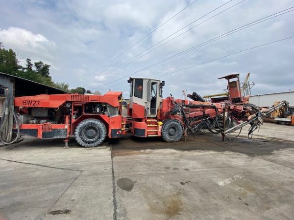 Sandvik DT821-SC Underground Rock Drill