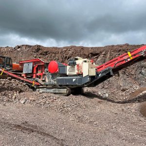 Triturador de mandíbulas Sandvik UJ440i