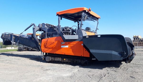 Vogele MT 3000-2I Paver