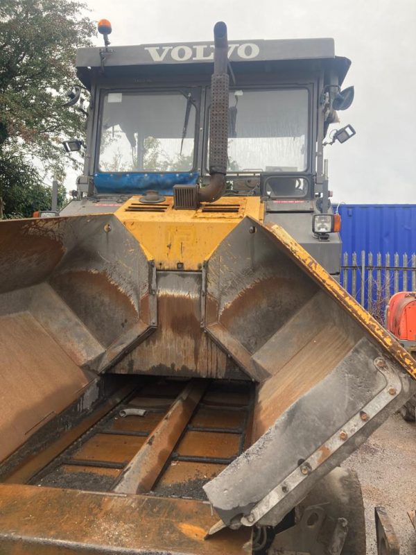 Volvo ABG 6870 Paver