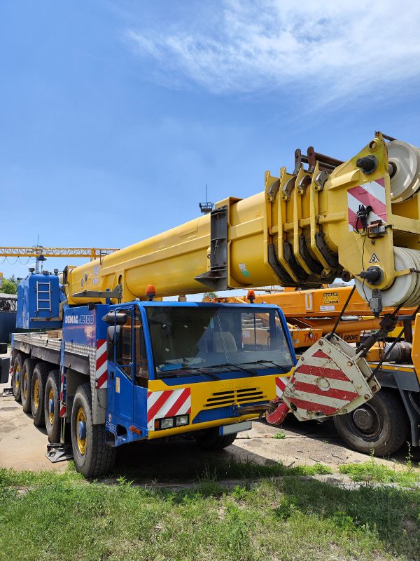 Demag AC100 Mobile Crane