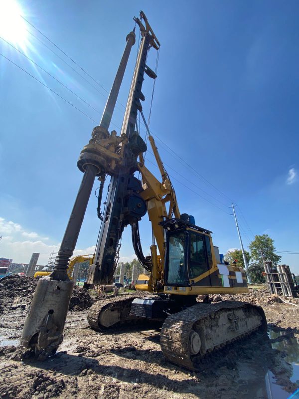 Bauer BG 18H Rotary Piling Rig