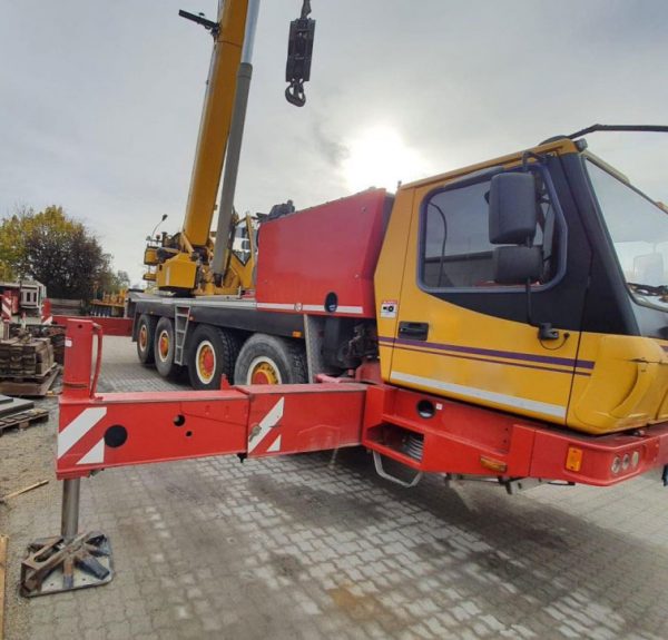 Grove GMK 4080-1 Mobile Crane