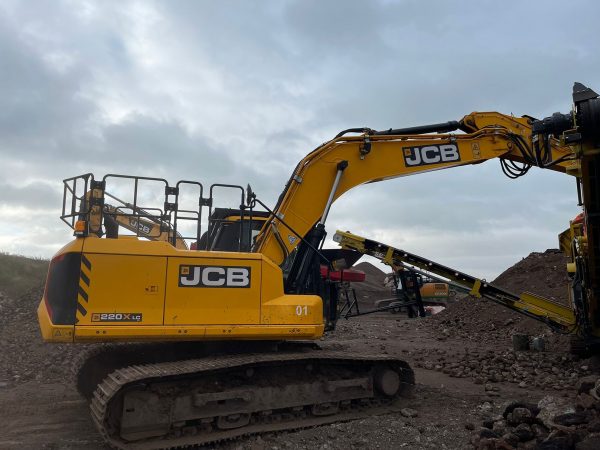 JCB 220X Excavator