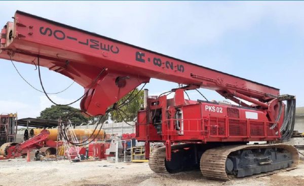 Soilmec R-825 旋转打桩机