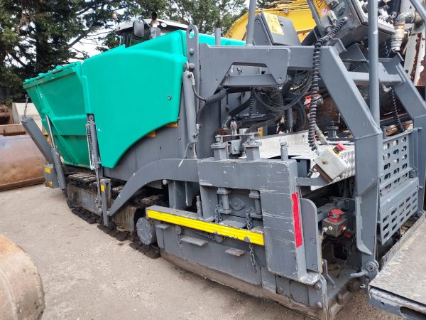 Vogele Super 800 Paver
