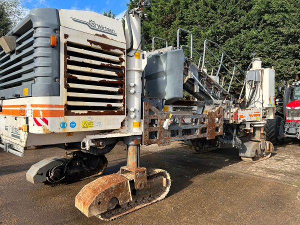 Wirtgen SP 25 Slipform Paver