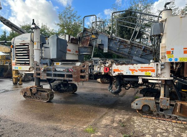 Wirtgen SP 25 Slipform Paver