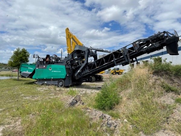 Vogele MT 3000-2i Offset Paver