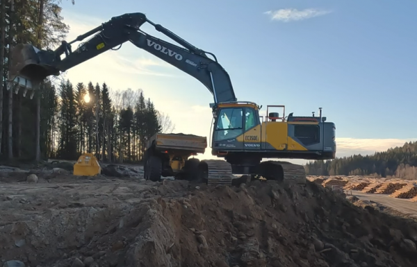 Volvo EC350E L Excavator