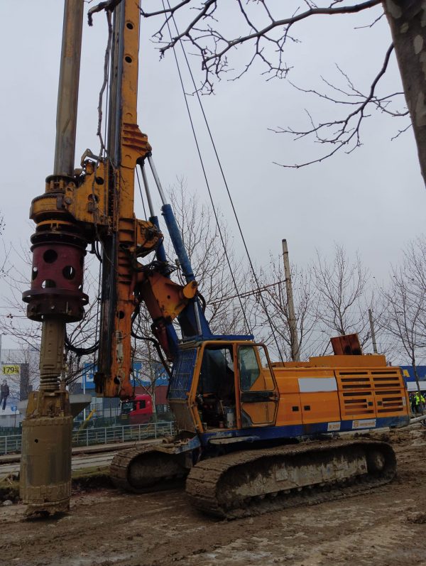 Casagrande B250 Rotary Piling Rig