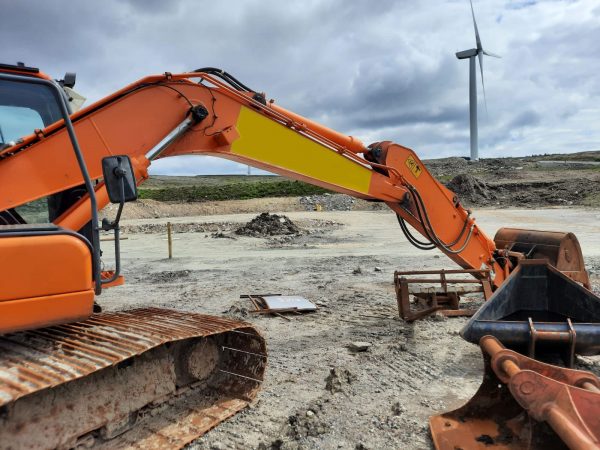 Doosan DX140LC Excavator