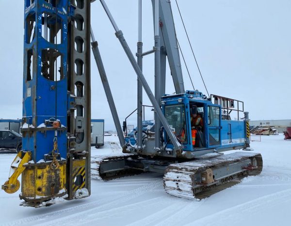 Junttan PM-23LC Hammer Piling Rig