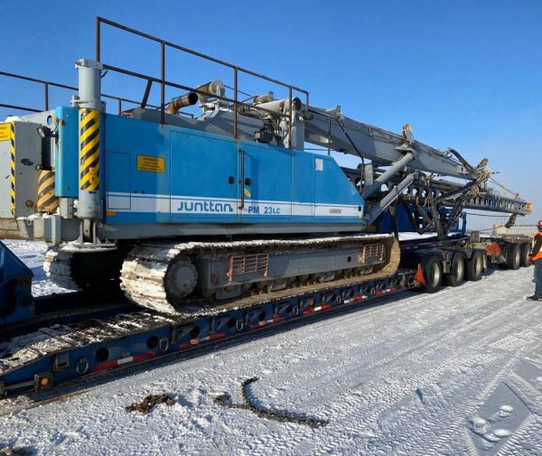 Junttan PM-23LC Hammer Piling Rig