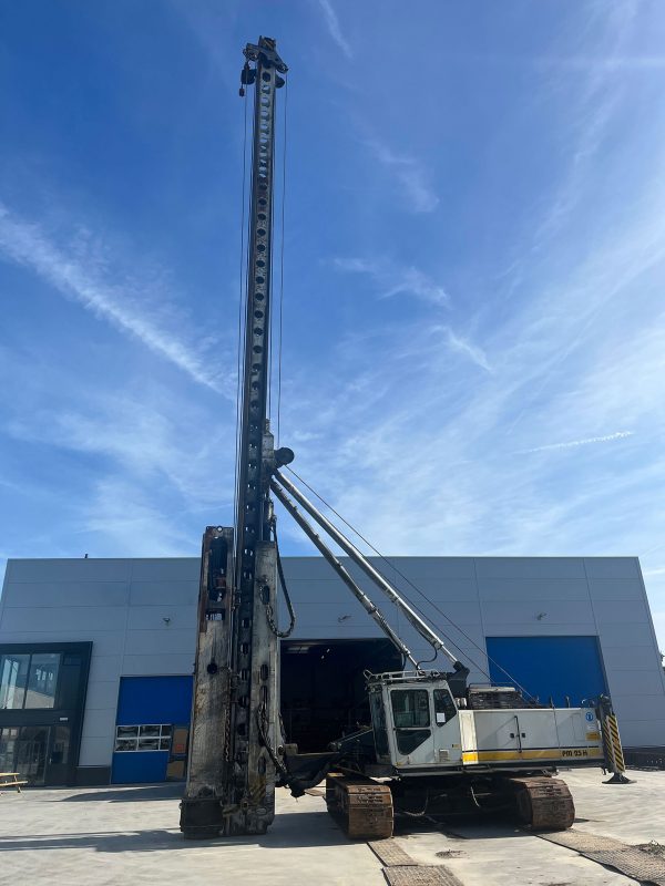 Junttan PM-25H Hammer Piling Rig