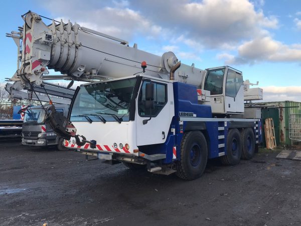 Liebherr LTM 1055-3.2 모바일 크레인