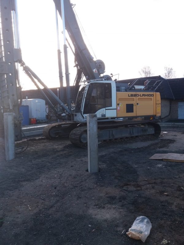 Liebherr LB20-LRH100 Hammer/Rotary Piling Rig
