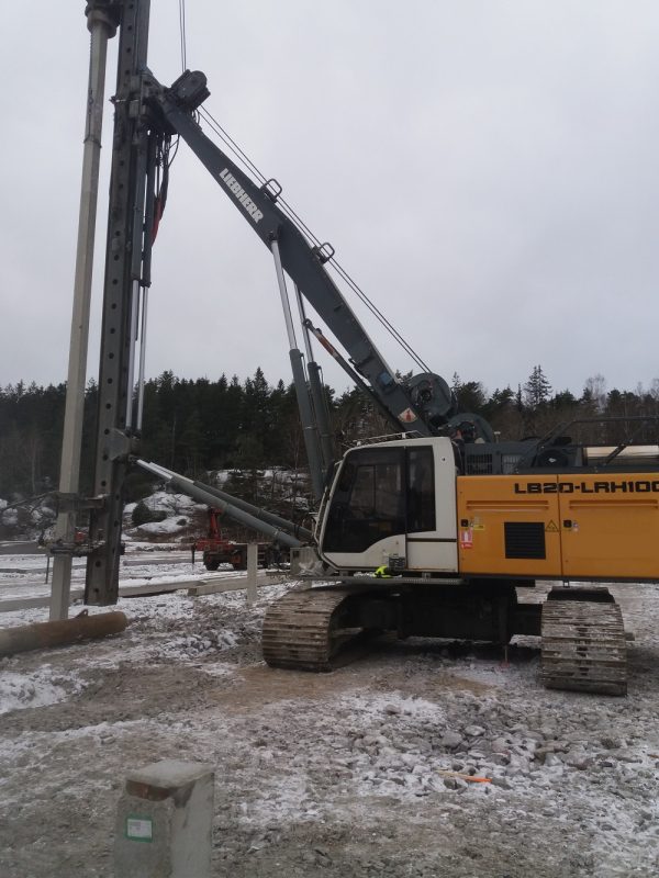 Liebherr LB20-LRH100 Engin de battage rotatif/marteau