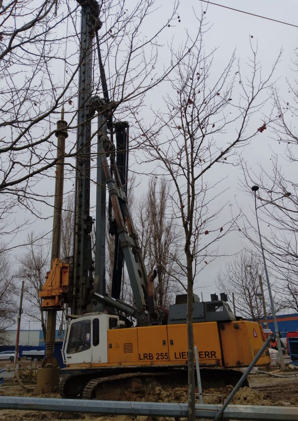 Liebherr LRB 255 회전식/CFA 말뚝박기 장비