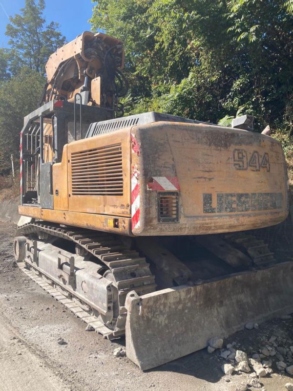 Jengkaut Bawah Tanah Liebherr R 944 C