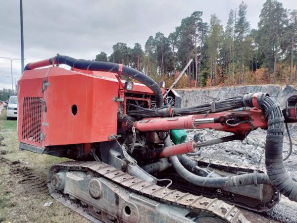 Sandvik DC560 Rock Drill