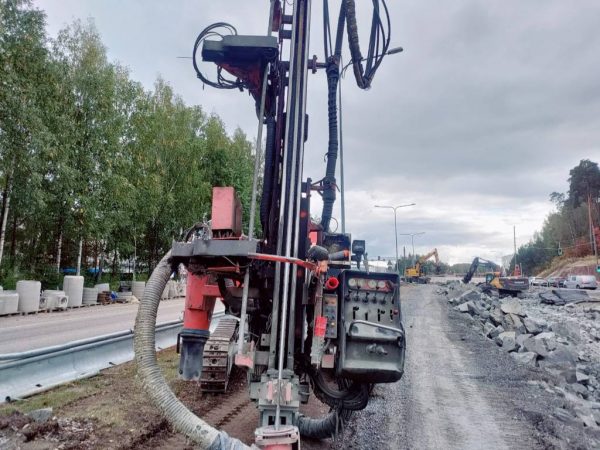 Sandvik DC560 Rock Drill