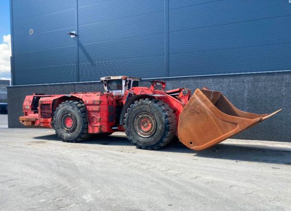 Sandvik LH517 Underground Loader