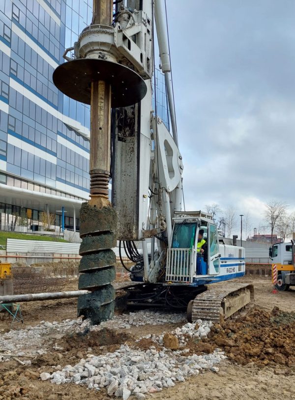 Soilmec R-622 HD Rotary/CFA Piling Rig