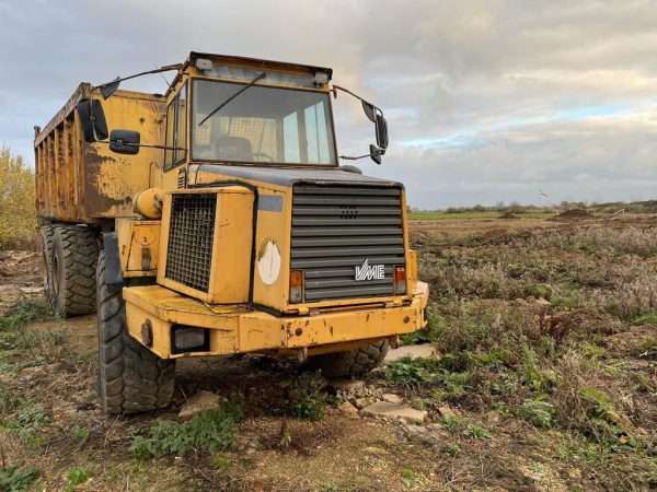 Volvo A25B Articulated Dump Truck