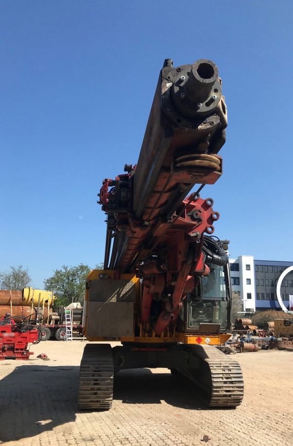 ABI TM 14/17 Vibratory Piling Rig