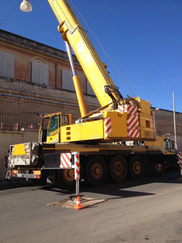 Demag AC100 Mobile Crane
