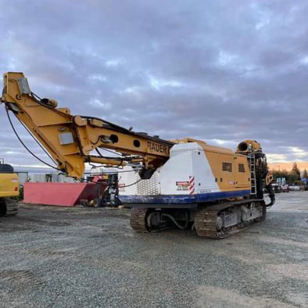 Bauer BG 12H Rotary Piling Rig