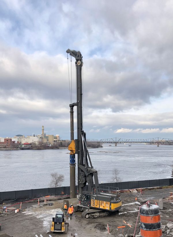 Delmag RH34 Rotary Piling Rig