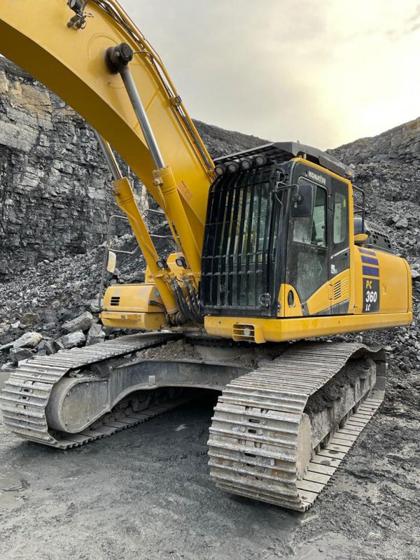 Jengkaut Komatsu PC360LC