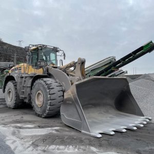 Komatsu WA500 Wheel Loader