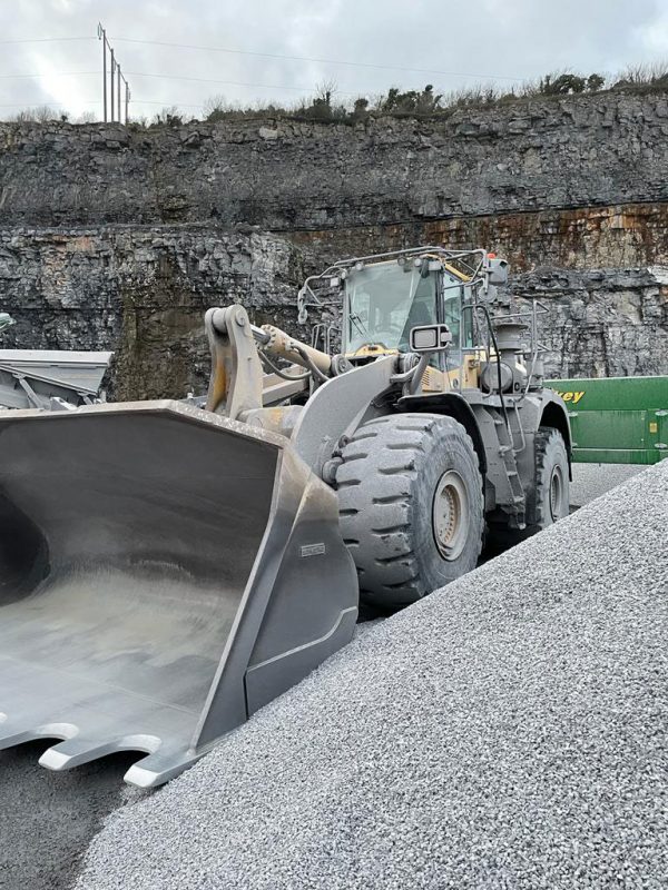 Komatsu WA500 Wheel Loader