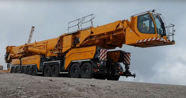 Liebherr LTM 11200-9.1 Mobile Crane