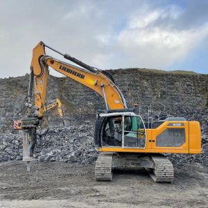 Liebherr Bagger R938