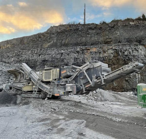 Ударная дробилка Metso LT1213S