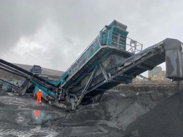 Tela Powerscreen Chieftain 2200