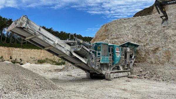 Powerscreen Premiertrak R400X Jaw Crusher