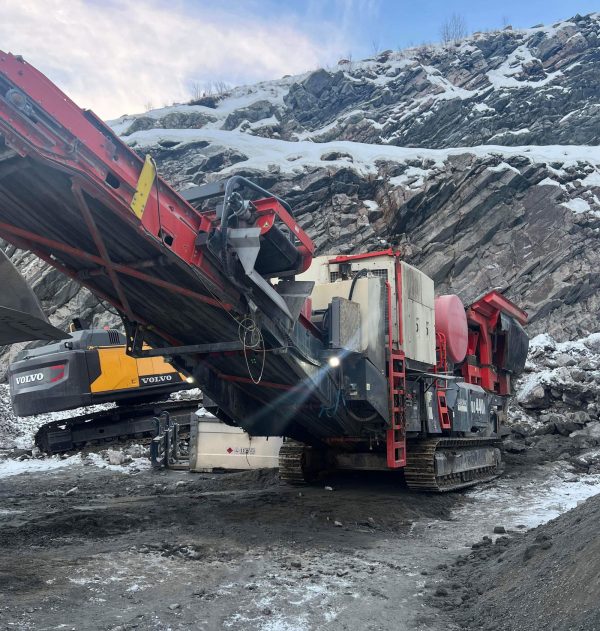 Sandvik UJ440i Jaw Crusher