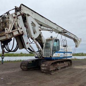 Вращающаяся буровая установка Soilmec SR-65