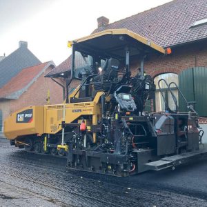 Pavimentadora Caterpillar AP655F